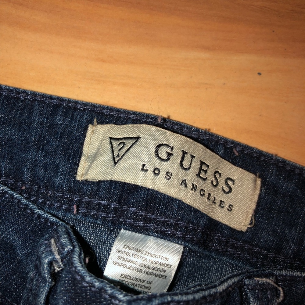 Guess Jeans - Picture 3 of 4